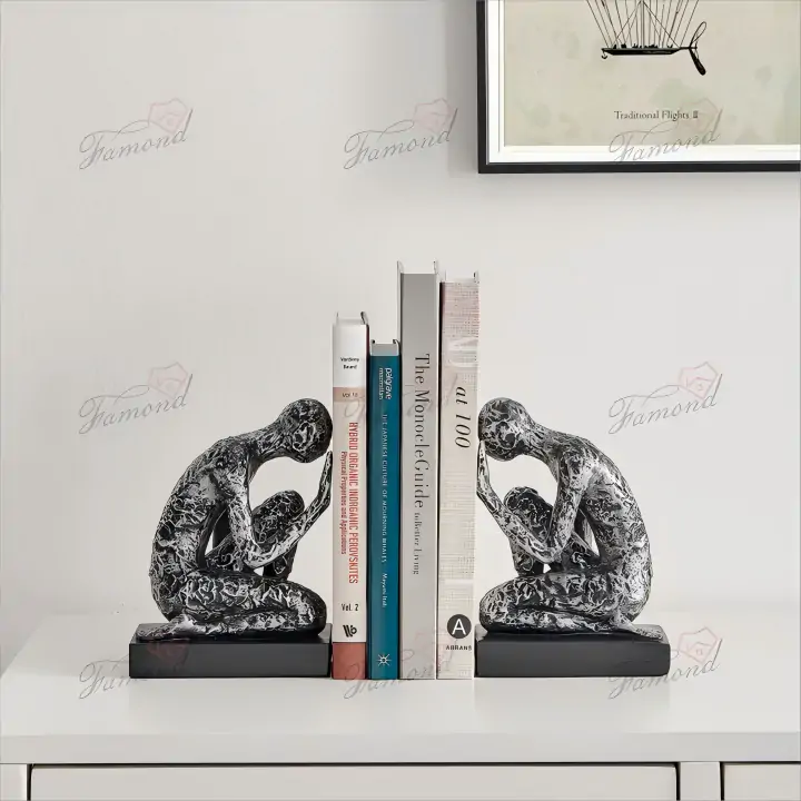 Poly Resin Imitation Hardware Figures Bookend Kneeling Posture Clasped Palm Vintage Household Items