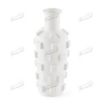 Simple White Vases with Geometric Patterns Highlighted in Stereo for Bedrooms and Living Rooms