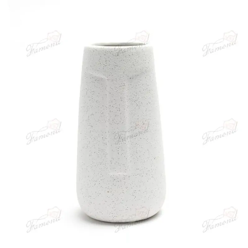 Frosted White Minimalist Abstract Face-shaped Closing Vase for Livingroom and Bedroom Decoration