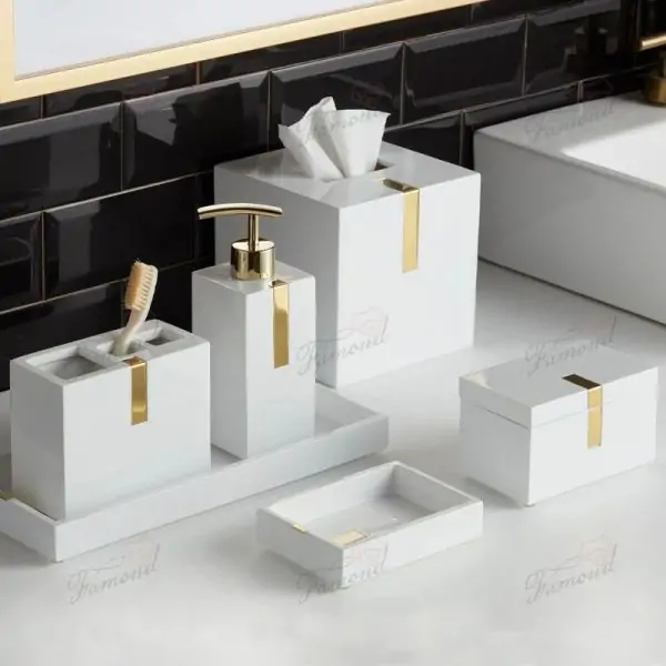 Highlights Black White hardware White Lotion with Resin Gold Hardware Aquare Hotel Polyresin Bathroom Set-Famond R&D Factory