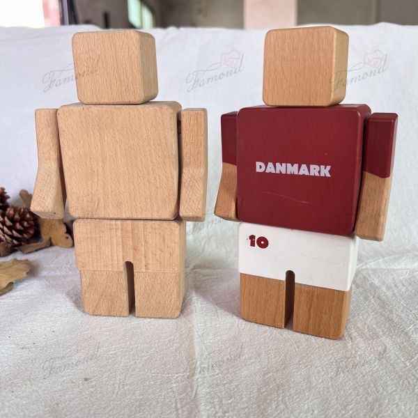 Chinese Guangdong Factory Handcrafted Beechwood Robot Toy - Educational Wooden Athlete Figurine for Kids