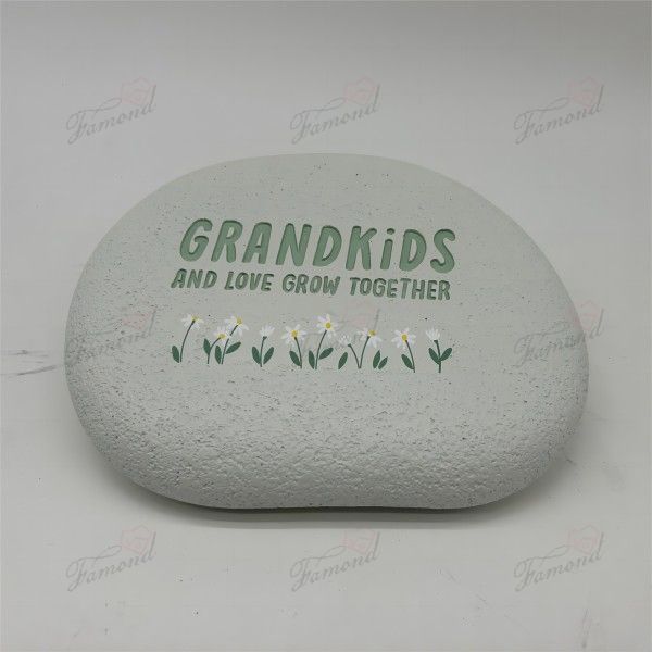 Timeless Resin Memorial Stone: 'Grandkids and Love Grow Together' - Personalized Garden Tribute-Famond R&D Factory