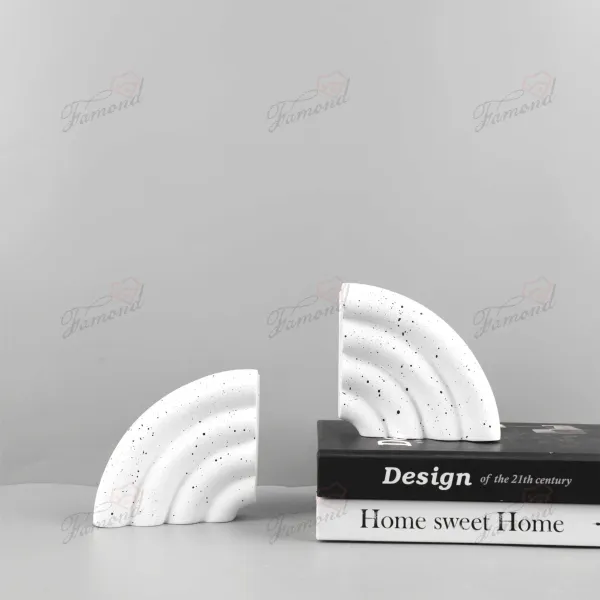 Modern Minimalist Style Bookends - Stylish OX Letter Design